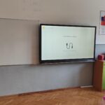 dotykovy LCD monitor pre stredne skoly